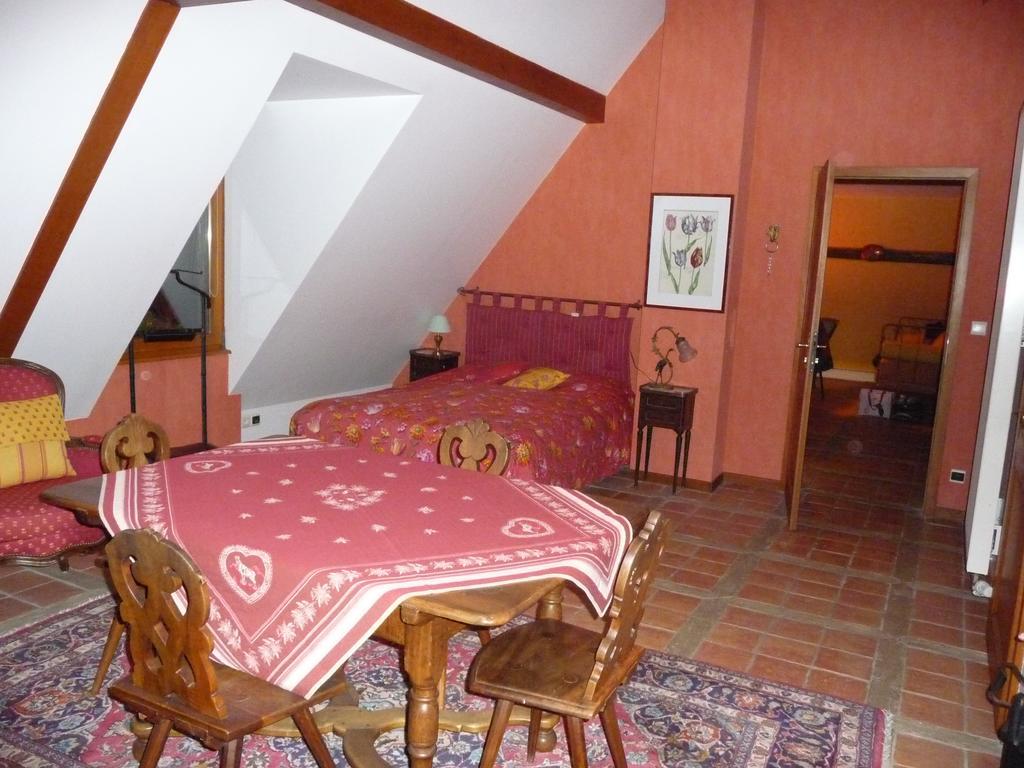 Le Neufeld Bed & Breakfast Oberhaslach Room photo